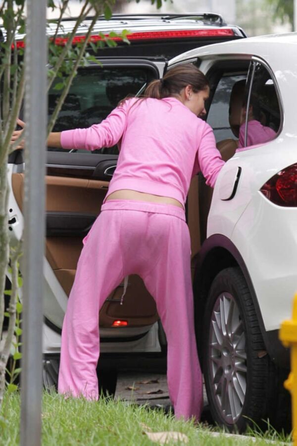 Adriana Lima in a Pink Tracksuit in Miami 5 of 5 pics