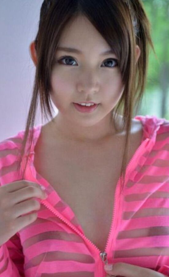 Nana Ayano 4 of 59 pics