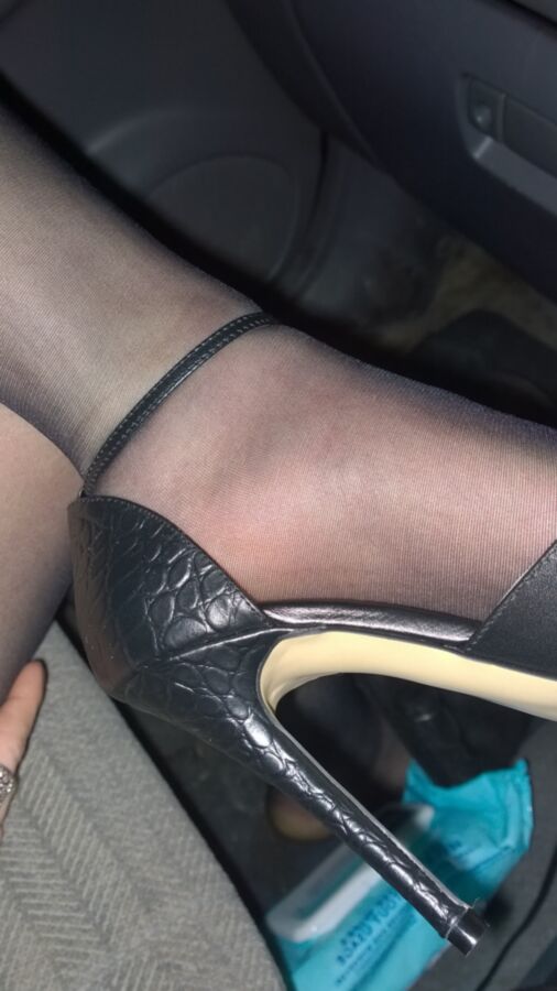 Friends heels n hose 10 of 45 pics