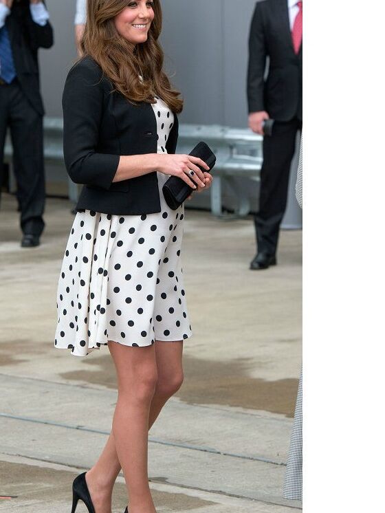 prude Kate Middleton in high heels 13 of 37 pics