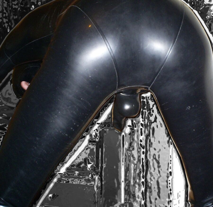 Me wearing Rubber! 2 of 4 pics