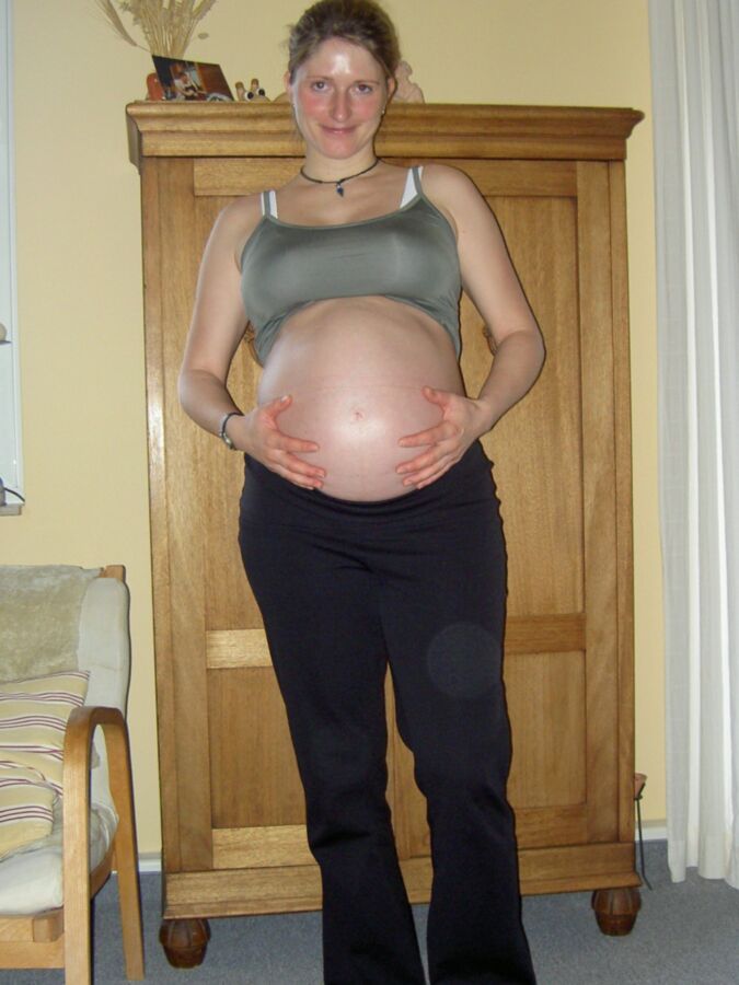 Pregnant amateur wife 21 of 32 pics