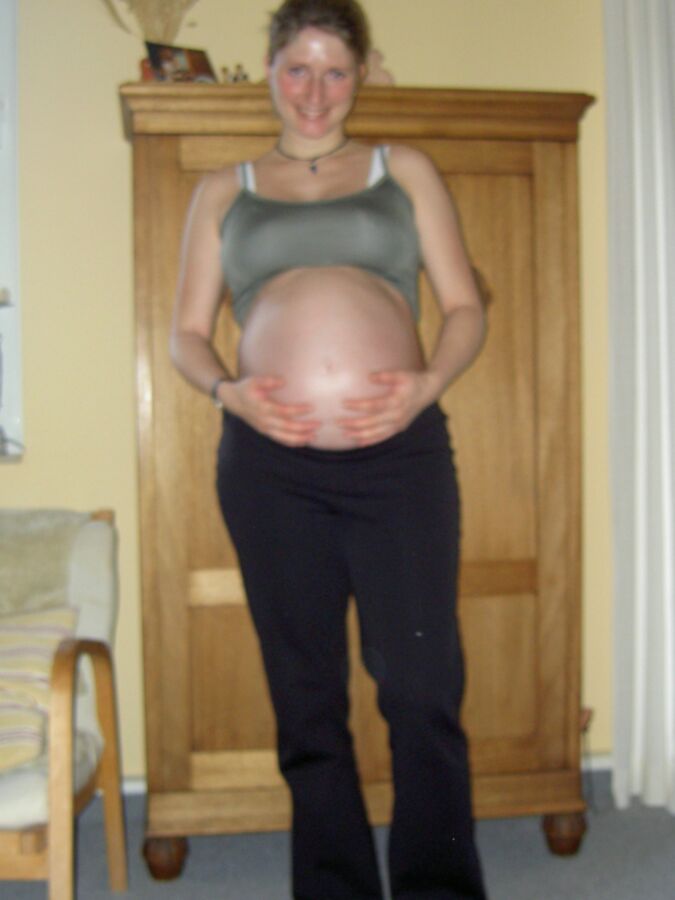 Pregnant amateur wife 20 of 32 pics