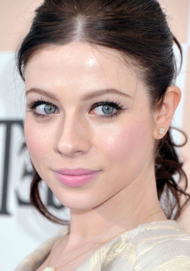 Michelle Trachtenberg 3 of 44 pics