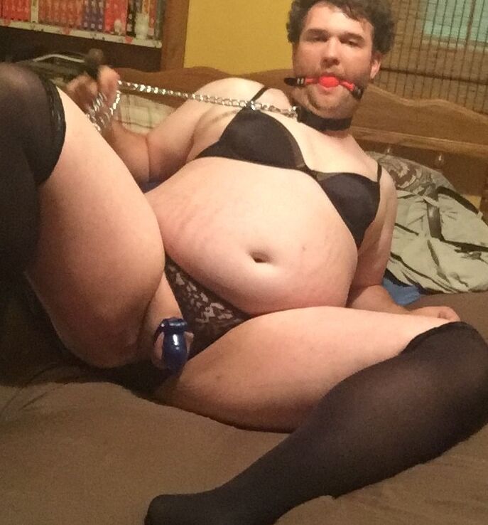 Fat pathetic sissy pig in black stockings exposed! 16 of 17 pics