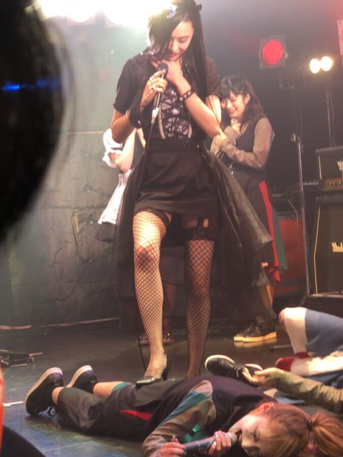 BAND-MAID 5 of 38 pics