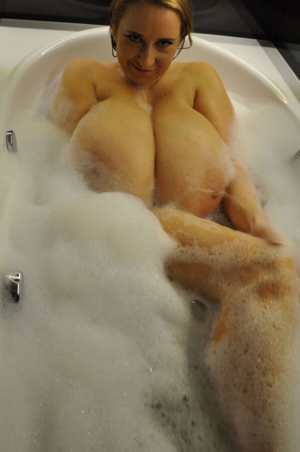 Abbisecraa foam nipples excitement (full set) 7 of 34 pics