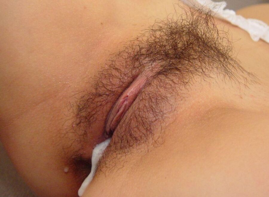 HAIRY PUSSY CREAMPIE COLLECTION 23 of 50 pics