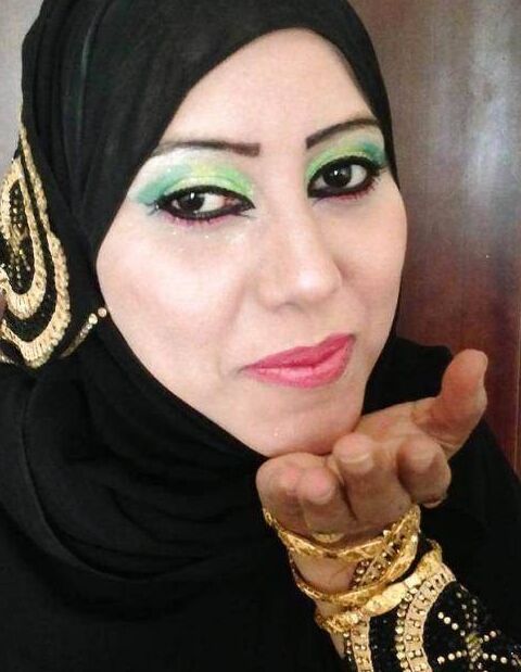Yemeni Muslim Niqabi Hotwife with her cuckold husband - Amateur 5 of 131 pics
