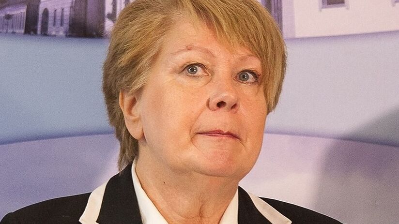 Short-haired mature politician (non-nude) 12 of 14 pics