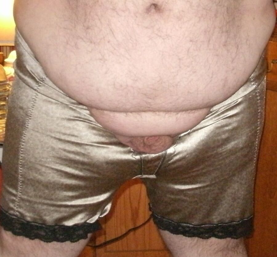 Sissy Self in Golden Girdle with Lace trim 2 of 6 pics