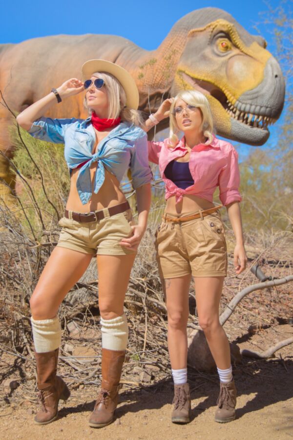 Jessica Nigri - Doctor Grant (Jurassic Park) ;) 13 of 20 pics