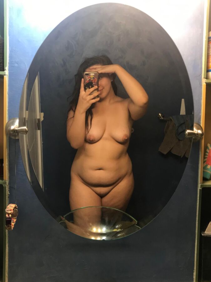 Normal Nudes 15 of 34 pics