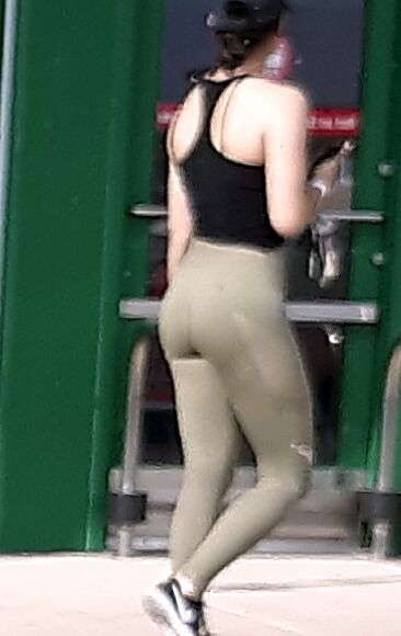 ASSES at the mall 3 of 17 pics