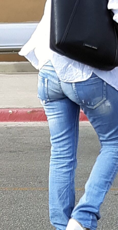 ASSES at the mall 6 of 17 pics
