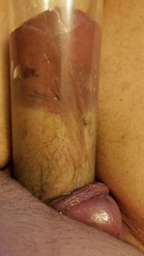 Clitty Pumping 16 of 116 pics