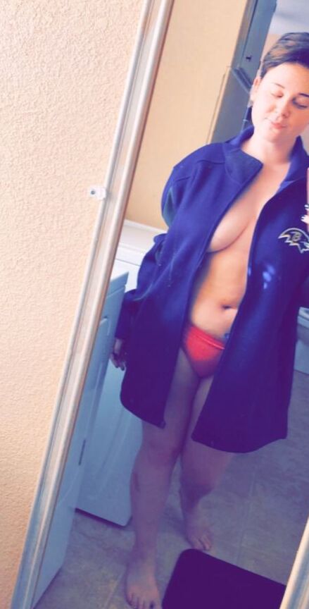 Kayla Carter, sexy chubby brunette 3 of 14 pics