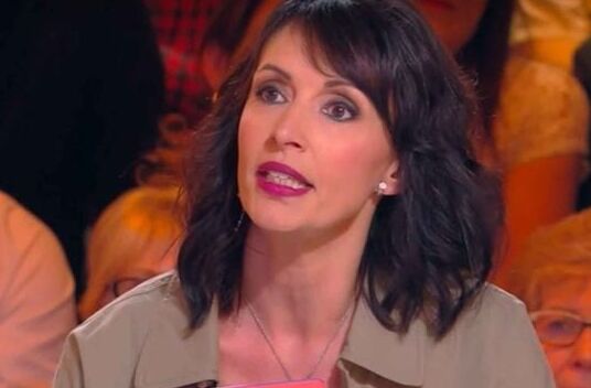 Geraldine Maillet la Salope de Bourge de TPMP 20 of 48 pics