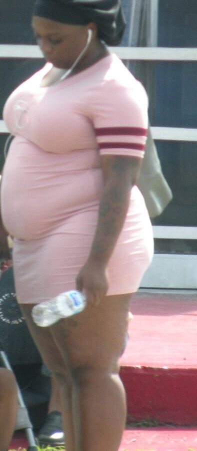 SUPER fat black girl SUPER tight pink dress FAT BELLY & Legs 3 of 17 pics