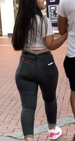 UK phat ass teen in jeans  13 of 40 pics