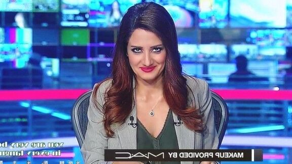 Lebanese news reader Jilnar Jardaly 19 of 20 pics