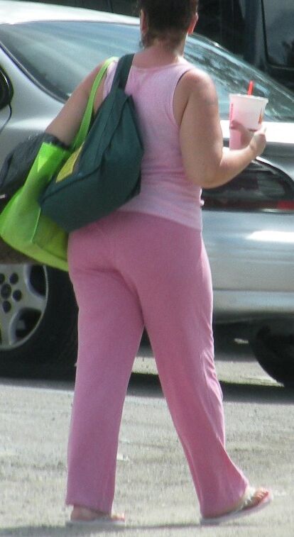 Chunky older hooker in pink track suit BBW Brunette 2 of 13 pics