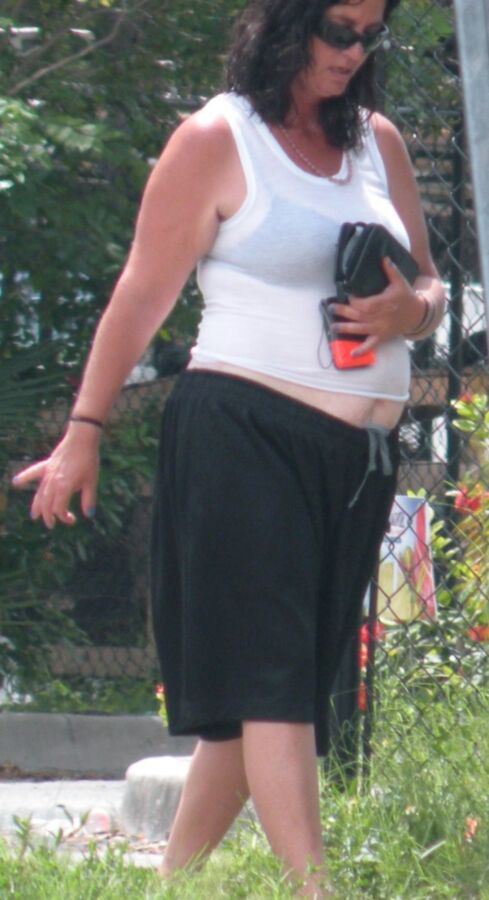 Chunky street girl with PEEK-A-BOO Belly nice thick bbw cutie 3 of 7 pics
