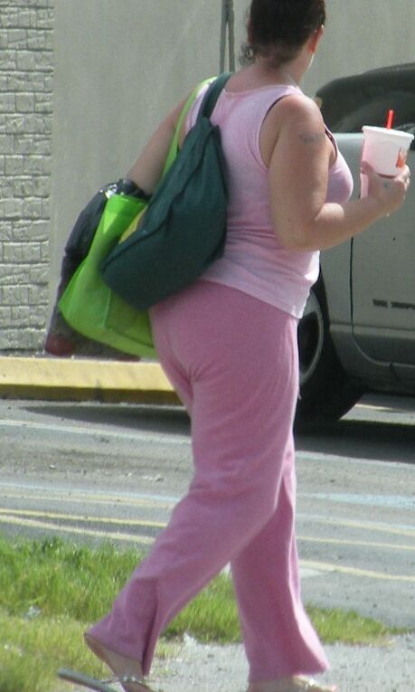 Chunky older hooker in pink track suit BBW Brunette 1 of 13 pics