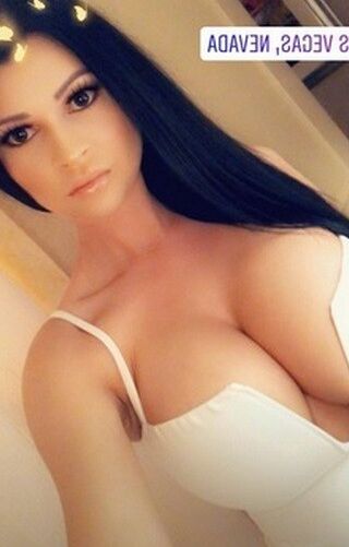 @sasha_alexandra_ Big tits boobs Goddess CLEAVAGE QUEEN 20 of 84 pics