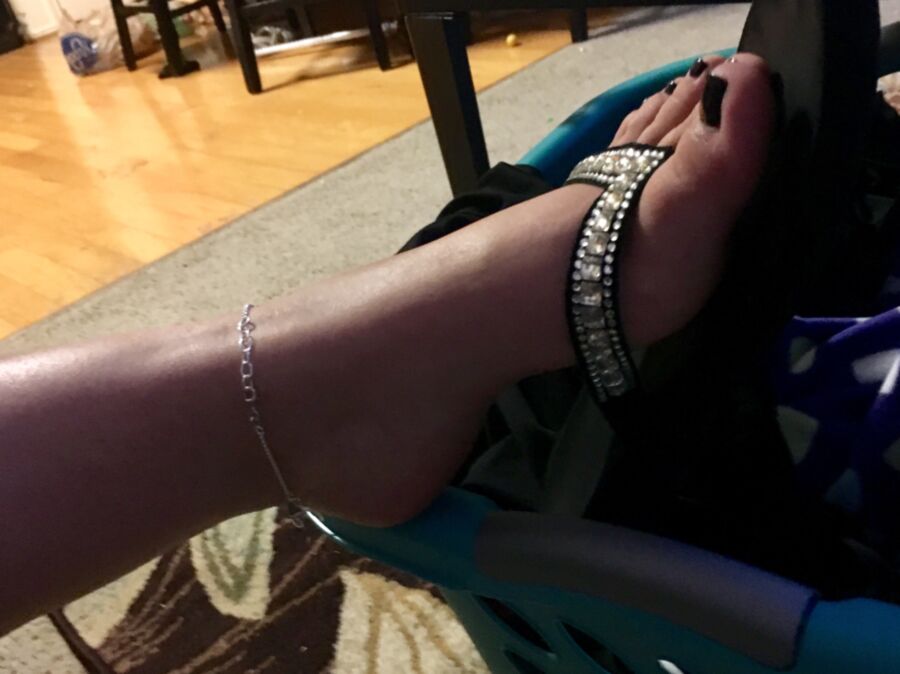 Hotwife anklet  15 of 17 pics