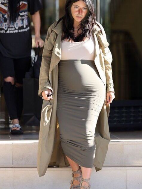 Sexy Pregnant ???? Shemale Marisa Kardashian  8 of 135 pics