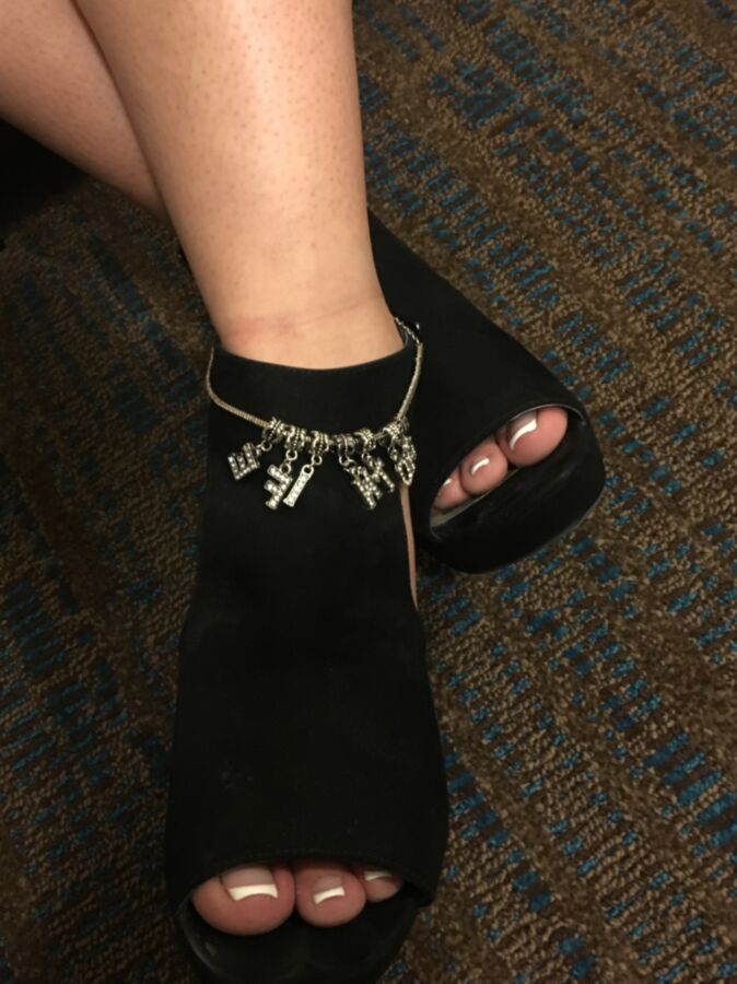 Hotwife anklet  2 of 17 pics