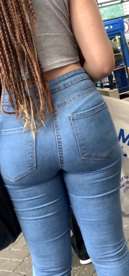 Ebony teen jeans in line  5 of 7 pics