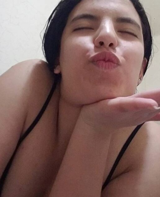 Expose this ARAB Slut, make her a webslut. narjissellememe 22 of 44 pics