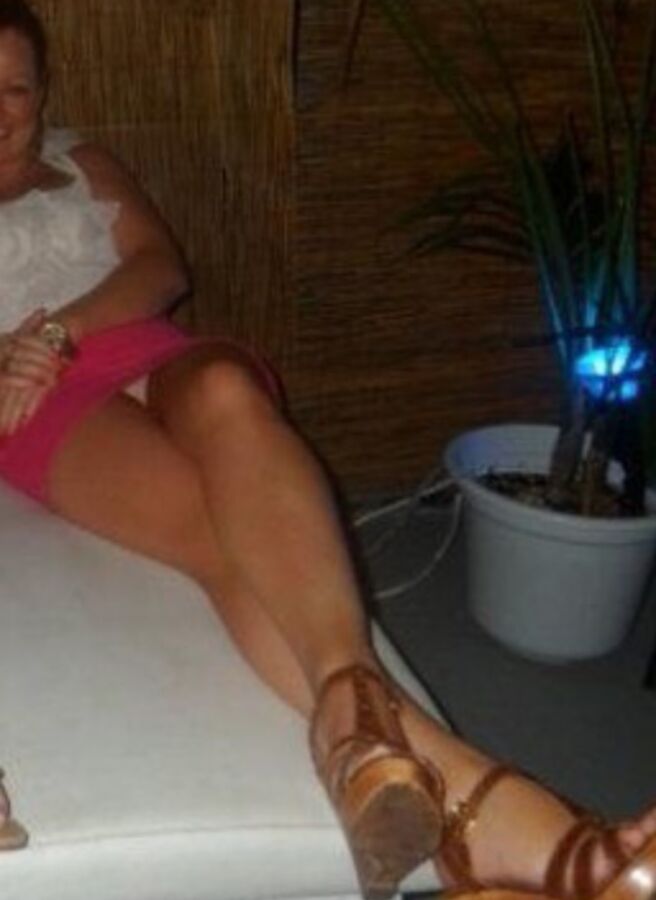 Siobhan is a classless trashy slag but I love her legs & feet 15 of 24 pics