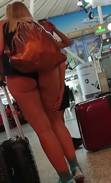 Slut Airport minishort 14 of 37 pics