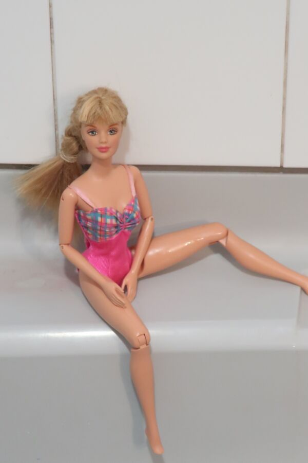 Barbie at the Spa 1 of 15 pics