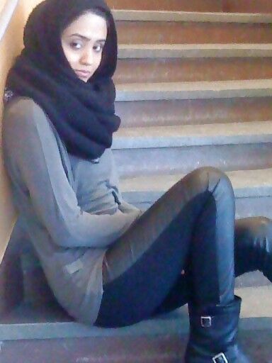 Hijabi Uni Student 21 of 21 pics