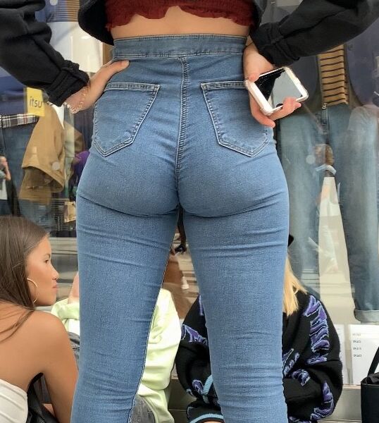 OMG!!! HORNY BRITISH TEEN ARSE IN JEANS!!! FAP FAP FAP 23 of 64 pics