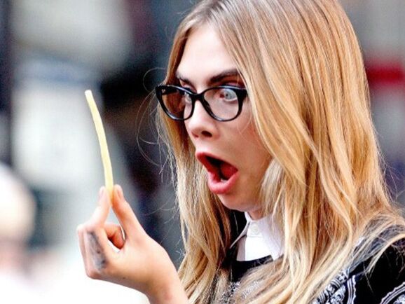 Cara Delevingne has FUNNY FACES! 10 of 16 pics