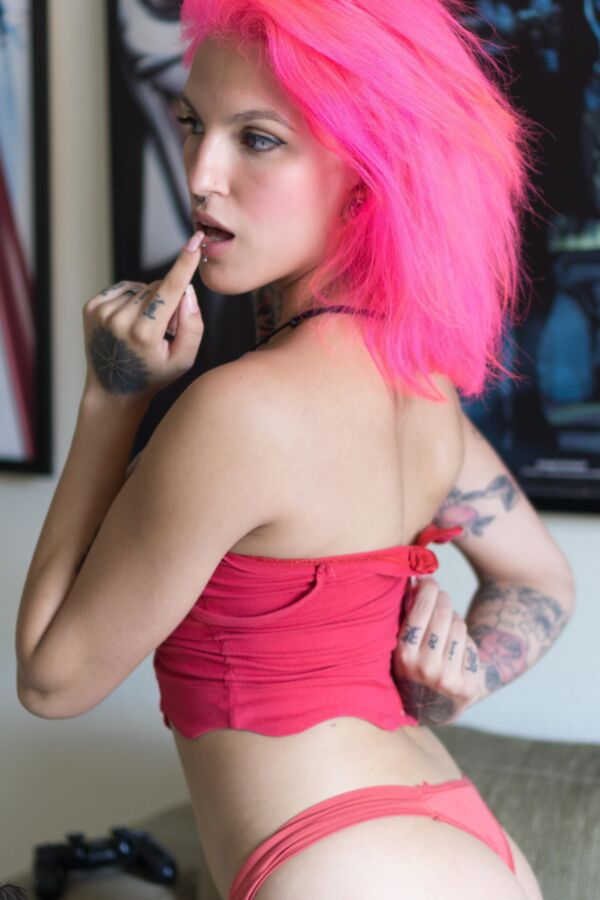 Suicide Girls - Qween - Goddess of War 16 of 52 pics