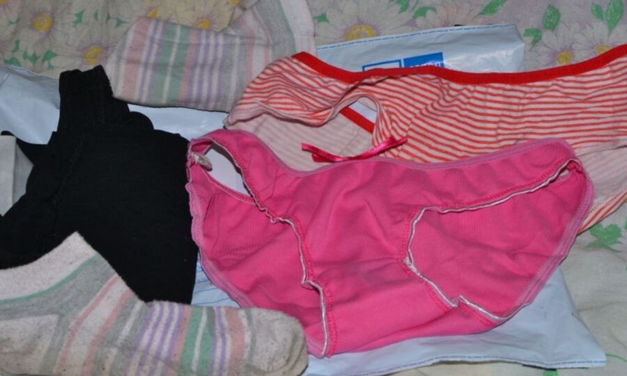 Parcels with dirty laundry from the Internet 8 of 59 pics