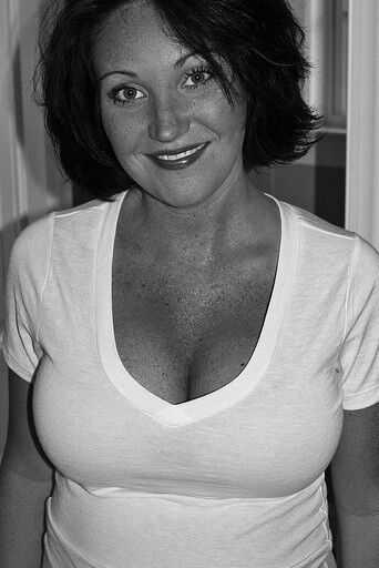 More pics of a sexy busty Milf 19 of 52 pics