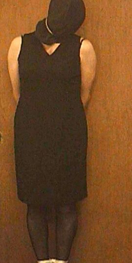 Hanged in a Black Dress 11 of 39 pics