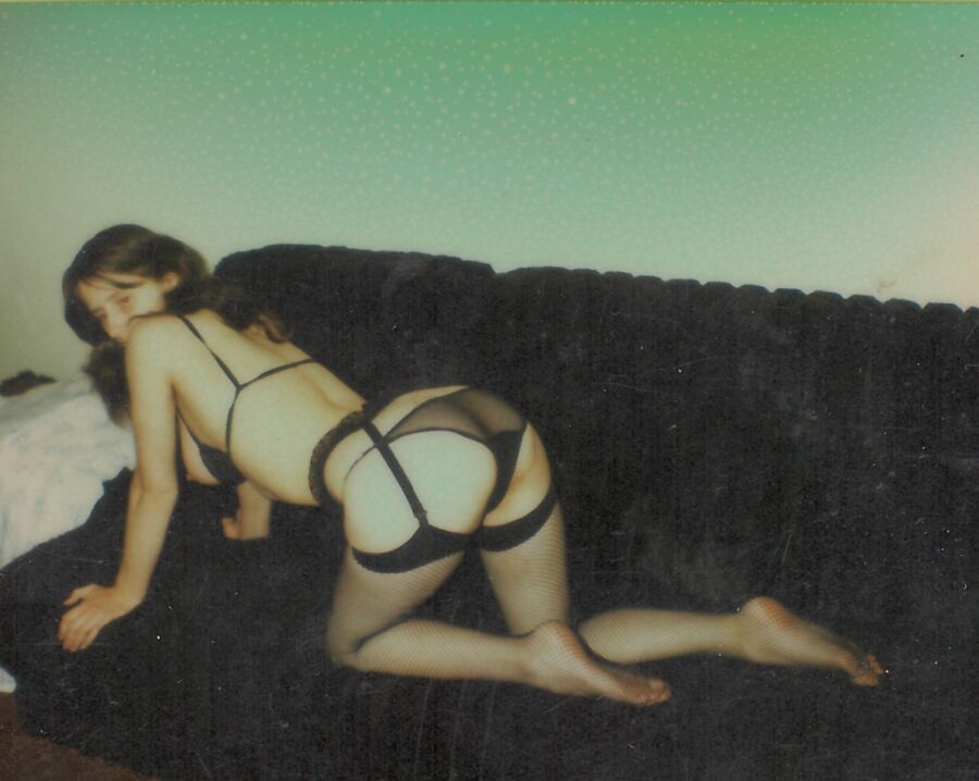 Retro Gold - Amateur - Teen Ex wife Polaroids 18 of 39 pics