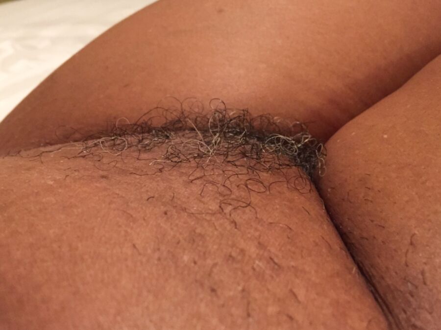 Ebony milf plays with her hot black hairy pussy 17 of 34 pics
