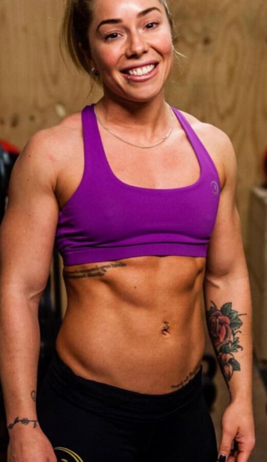 CROSSFIT athlete EMMA LAUREN 13 of 17 pics