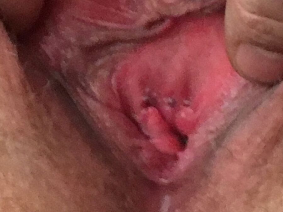 Wifes pussy 12 of 21 pics