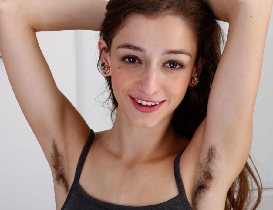 And again smelly hairy female armpits 18 of 50 pics