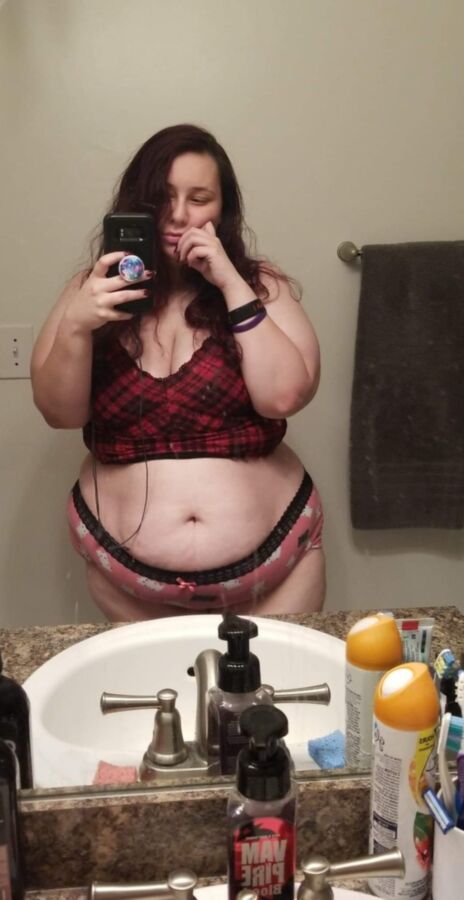 Sexy Chubby Slut Jade 1 of 42 pics